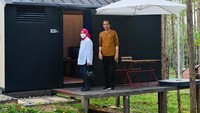 Presiden Joko Widodo dan Ibu Iriana Joko Widodo bersama para menteri dan Kepala Otorita Ibu Kota Nusantara (IKN) Bambang Susantono bermalam di Kawasan Inti Pusat Pemerintahan (KIPP) IKN, Kabupaten Penajam Paser Utara, pada Kamis, 23 Februari 2023.
