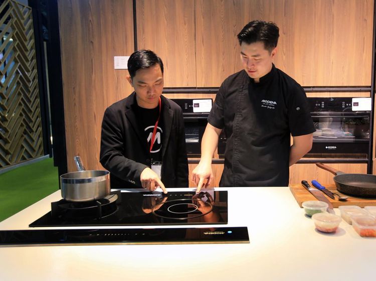 Menjajal Canggihnya Kompor Hybrid Gas dan Induksi