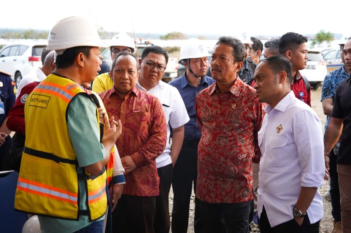 Menteri KP di Kolaka, Sulteng