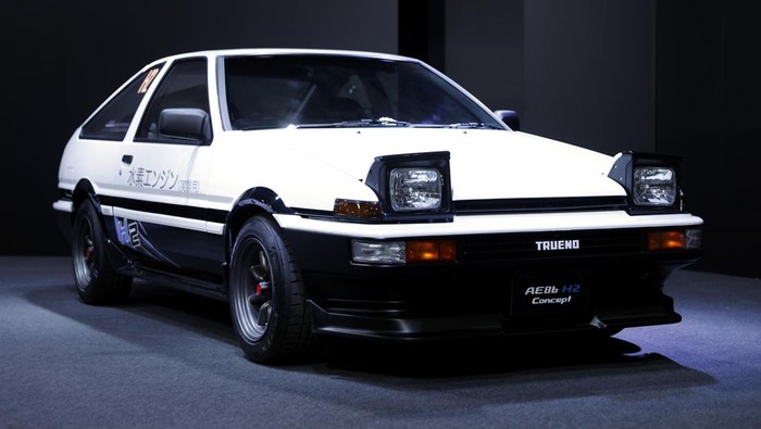 Mobil Listrik Futuristik Sudah Biasa, yang Ini Gaya Klasik AE86 A Toyota Motor Corp. AE86 BEV concept vehicle on display at the Tokyo Auto Salon in Chiba, Japan, on Saturday, Jan. 14, 2023. The annual event at Makuhari Messe convention center runs through Jan. 15. Photographer: Kiyoshi Ota/Bloomberg via Getty Images