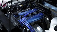 Hidrogen dalam dua tangki tersebut yang akan menjadi bahan bakar bagi mesin 1.600 cc twin-cam mobil ini.