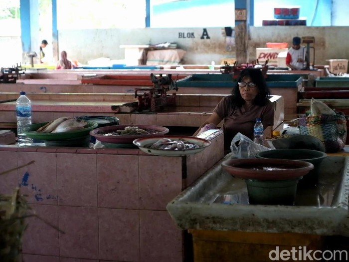 Pasar ikan Mayangan, Probolinggo