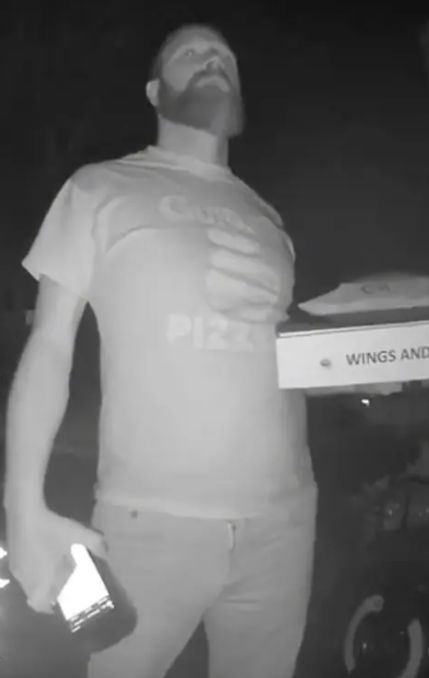Salah Kirim Pizza ke Alamat Mantan Kekasih, Wanita Ini Bikin Gaduh