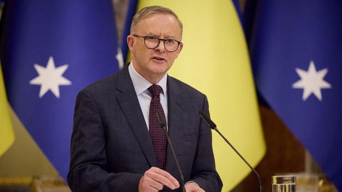 Australian Prime Minister Anthony Albanese attends a joint news briefing with Ukrainian President Volodymyr Zelenskiy (not pictured), as Russias attack on Ukraine continues, during a parliament session in Kyiv, Ukraine July 3, 2022. Ukrainian Presidential Press Service/Handout via REUTERS