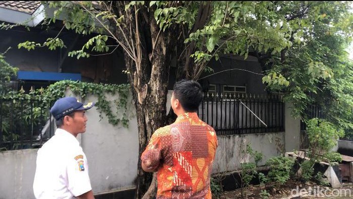 Sosok misterisu Kutisari Surabaya