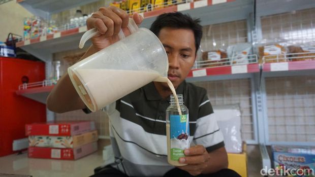 Susu kurma buatan UMKM di Mojokerto
