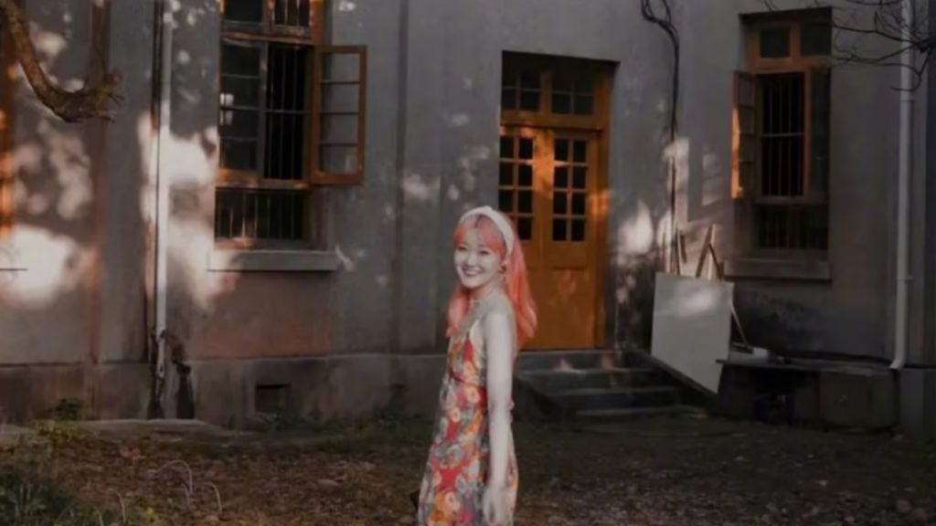 Zheng Linghua, wanita yang bunuh diri karena cyberbully.