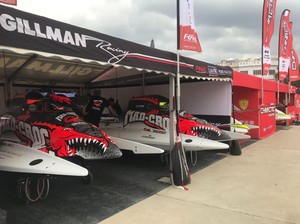Promosikan F1PowerBoat, Sandiaga Jualan Mi Sop Layani Indra Jegel dkk