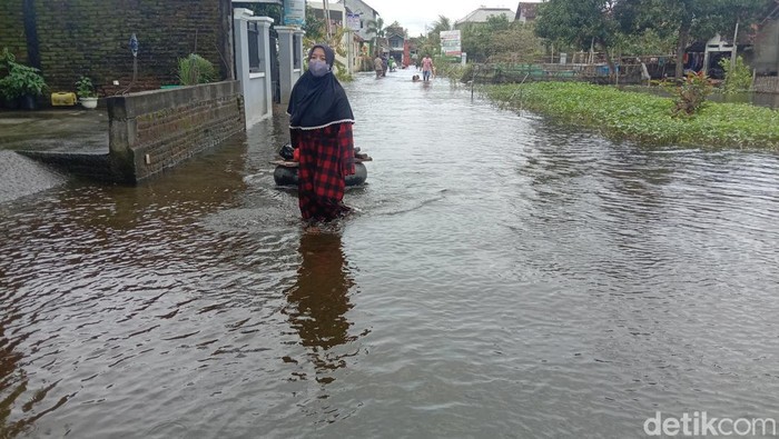 Kondisi banjir di Desa Payaman Kecamatan Mejobo, Sabtu (25/2/2023).