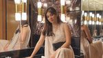 Gaya Berkelas Clara Shinta Saat Makan di Restoran Mewah