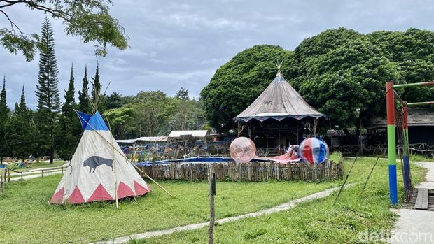 De Ranch Lembang, tempat wisata yang seru untuk berlibur.
