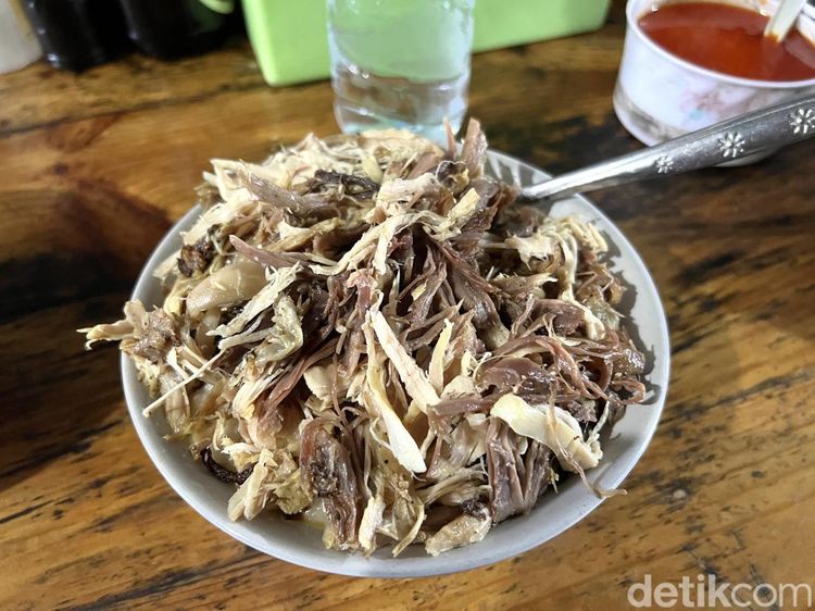 Di Palmerah Ada Bubur Ayam Kampung Jadul Legendaris Sejak 1970an