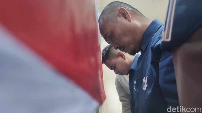 ED dan W, pelaku begal ngaku debt collector di Bogor (Rizky Adha/detikcom)