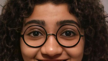 Mirabel Madrigal dari Encanto. Foto: (Bored Panda).