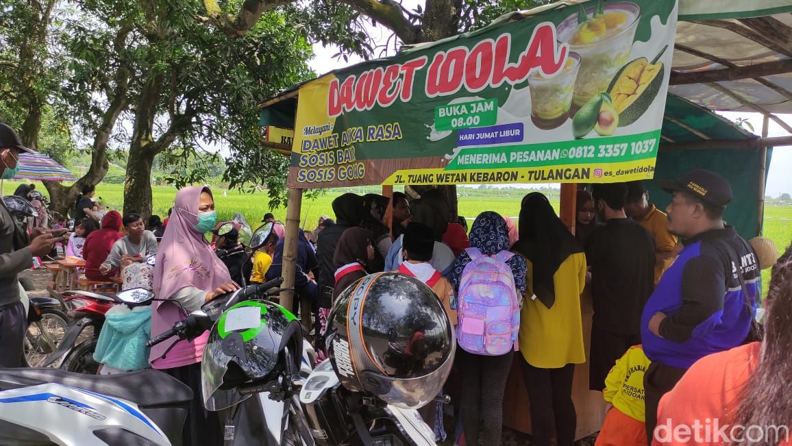 Es dawet pinggir sawah Sidoarjo