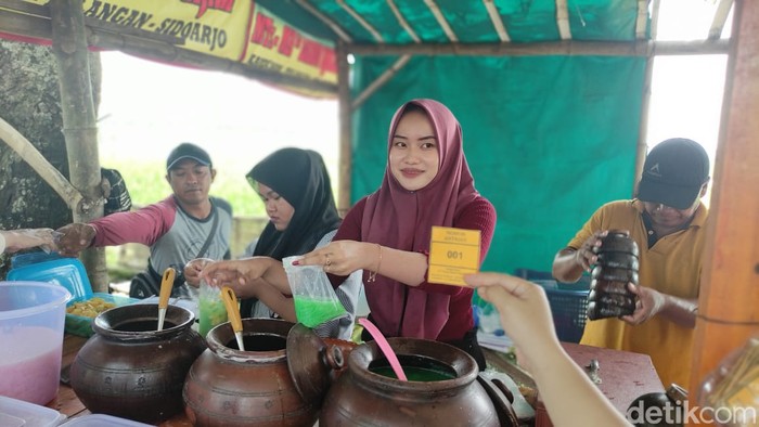 Es dawet pinggir sawah Sidoarjo