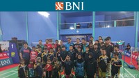 Sebelum rangkaian final dimulai di GOR Banda Baru, terlebih dulu ada coaching clinic dengan legenda bulutangkis Ricky Subadja. Foto: Bayu Baskoro/detikcom