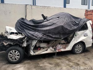 Fakta-fakta Kecelakaan Maut Tewaskan 4 Orang di Tol Karanganyar