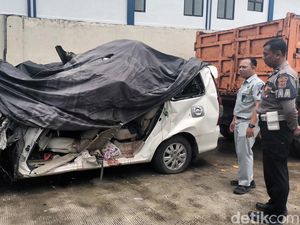 5 Korban Luka Kecelakaan Maut Tol Karanganyar Masih Dirawat di RS