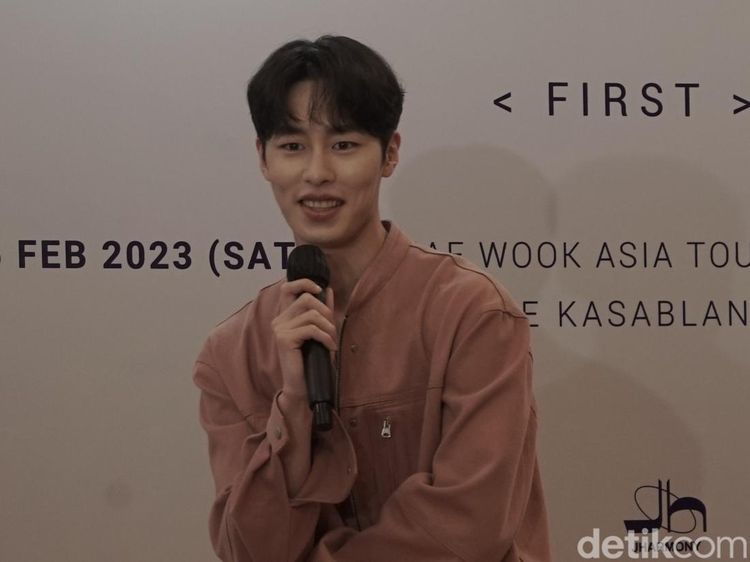 Potret Lee Jae Wook yang Tak Sabar Ketemu Fans Indonesia