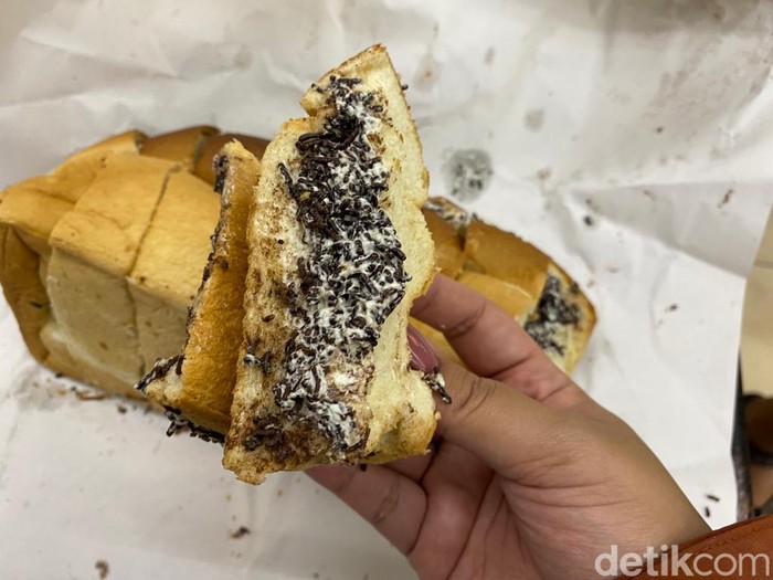 Legendaris! Roti Selai Srikaya Buatan Toko Roti Ganda Pematang Siantar Legendaris! Roti Selai Srikaya Buatan Toko Roti Ganda Pematang Siantar