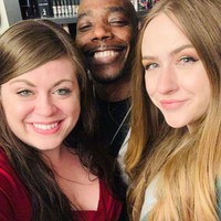 Danielle sebagai istri ketiga pun senang dipertemukan dengan Nick dan kedua istrinya. Wanita 22 tahun itu bahkan mengaku belum pernah merasakan cinta seperti pada keluarga barunya. Aku sejujurnya tidak pernah berpikir aku bisa sebahagia ini. Aku tidak berpikir kebahagiaan seperti ini ada sampai aku menemukan cinta seperti ini, kata Danielle. Foto: Instagram