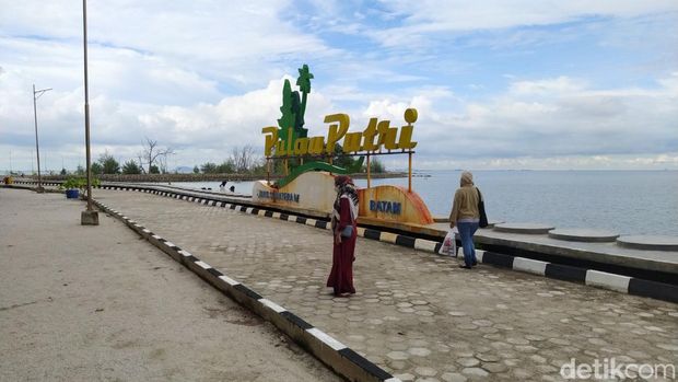 Pantai di Batam.