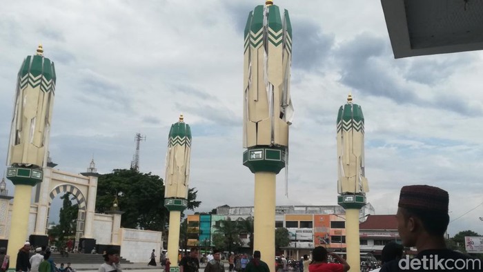 Payung Madinah Pasuruan rusak