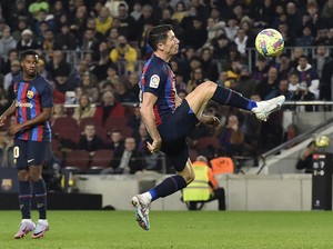 Barcelona Kandas di Liga Europa, Lewandowski Marah Sama Ansu Fati?