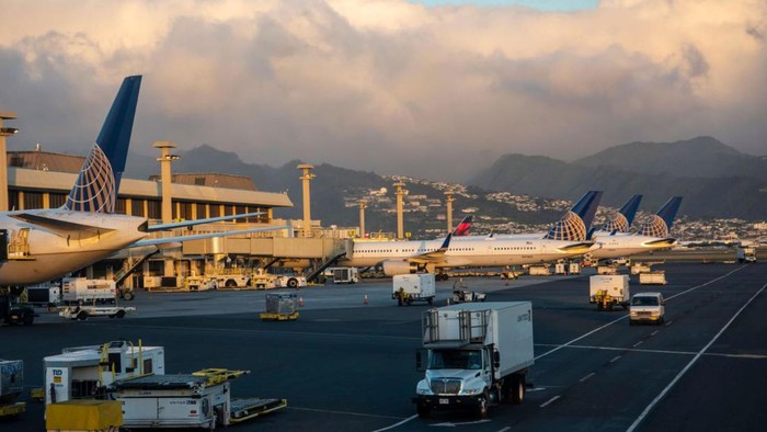 United Airlines di Bandara Internasional Honolulu