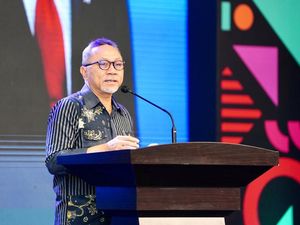 Surplus Neraca Dagang Rekor, Zulhas: Presiden Bilang Siapa Dulu Mendagnya