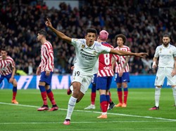 Alvaro Rodriguez disebut-sebut sebagai calon striker masa depan Real Madrid. Usianya masih 18 tahun (Getty Images)