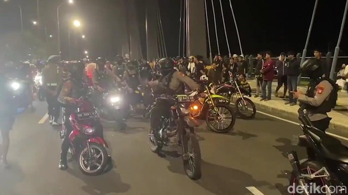 73 motor terjaring razia knalpot brong di kawasan CPI Makassar