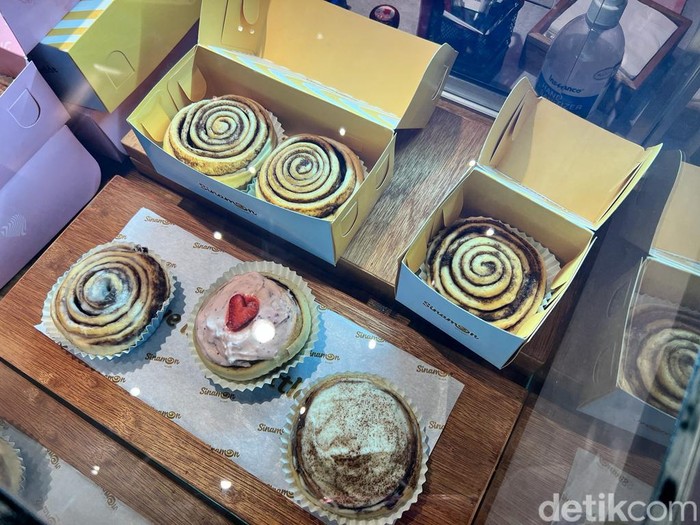 Aneka Dessert Kekinian hingga Jajajan Pasar Bisa Ditemui di Sini!