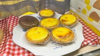 Menu andalan mereka yaitu Hokkaido cheese tart. Cheese tartnya punya tekstur renyah di dengan isian yang lembut di dalam. Foto: Detikcom / Atiqa Rana