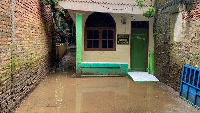 Banjir di Cawang mulai surut