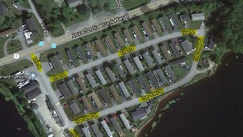 Nama jalanan yang unik di Nova Scotia, Kanada. Foto: Bored Panda