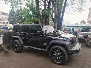 4 Fakta Terkini Hakim PN Medan yang Ngantor Tunggangi Jeep Rubicon