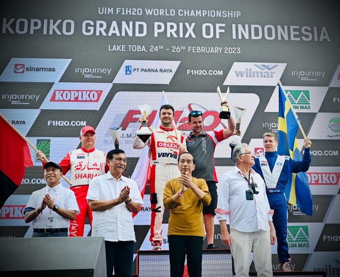 Jokowi Hadiri Balapan F1 Powerboat di Danau Toba (Biro Pers Sekretariat Presiden)