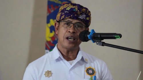 Ketua PHDI Provinsi Bali Nyoman Kenak.