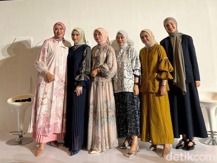 Muse Wardah di IFW 2023 Muse Wardah di IFW 2023