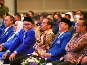 Banjir Pujian Jokowi ke Zulhas: Neraca Dagang Surplus-Gaet Verrel ke PAN