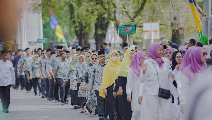 Pawai Taaruf saat pembukaan MTQ Kota Medan