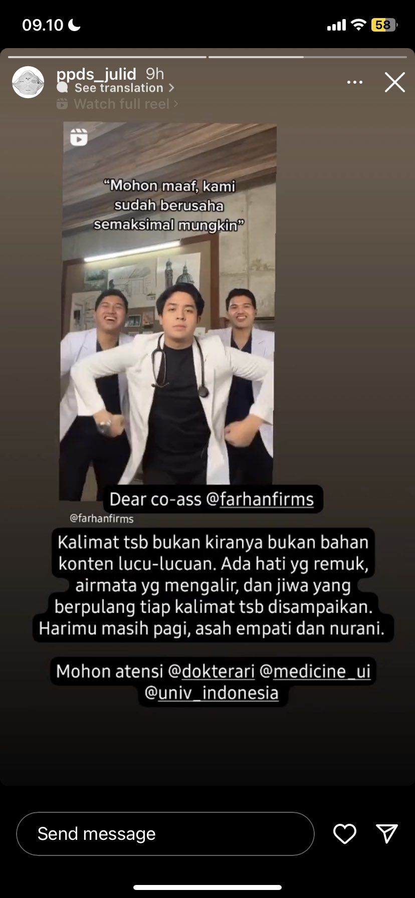 Tiga orang dokter membuat sebuah konten yang membuat kontroversi akibat konten nya yang menunjukan sebuah kalimat permohonan maaf yang dibuat lelucon. (Twitter @rizkahasanah)