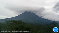 Penampakan Gunung Semeru Usai Muntahkan Awan Panas Guguran