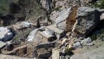 Penampakan Batu Besar di Turki yang Terbelah Dua Imbas Gempa