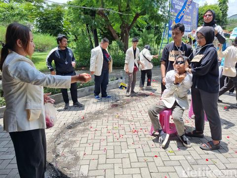 Ketua Stikosa-AWS, Meithiana Indrasari.