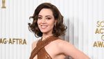 Adu Gaya Ana de Armas dan Aubrey Plaza di SAG Awards 2023