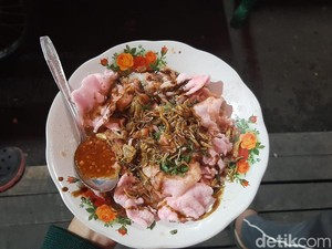 Mencicip Bubur Anti Tumpah yang Legendaris di Bandung