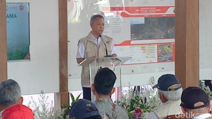 Direktur Utama Lembaga Manajemen Aset Negara (Dirut LMAN) Basuki Purwadi di Karanganyar, Senin (27/2/2023).